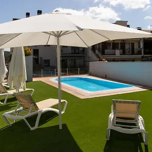 https://aparthotel-cal-marcal.catalonia-hotels.com