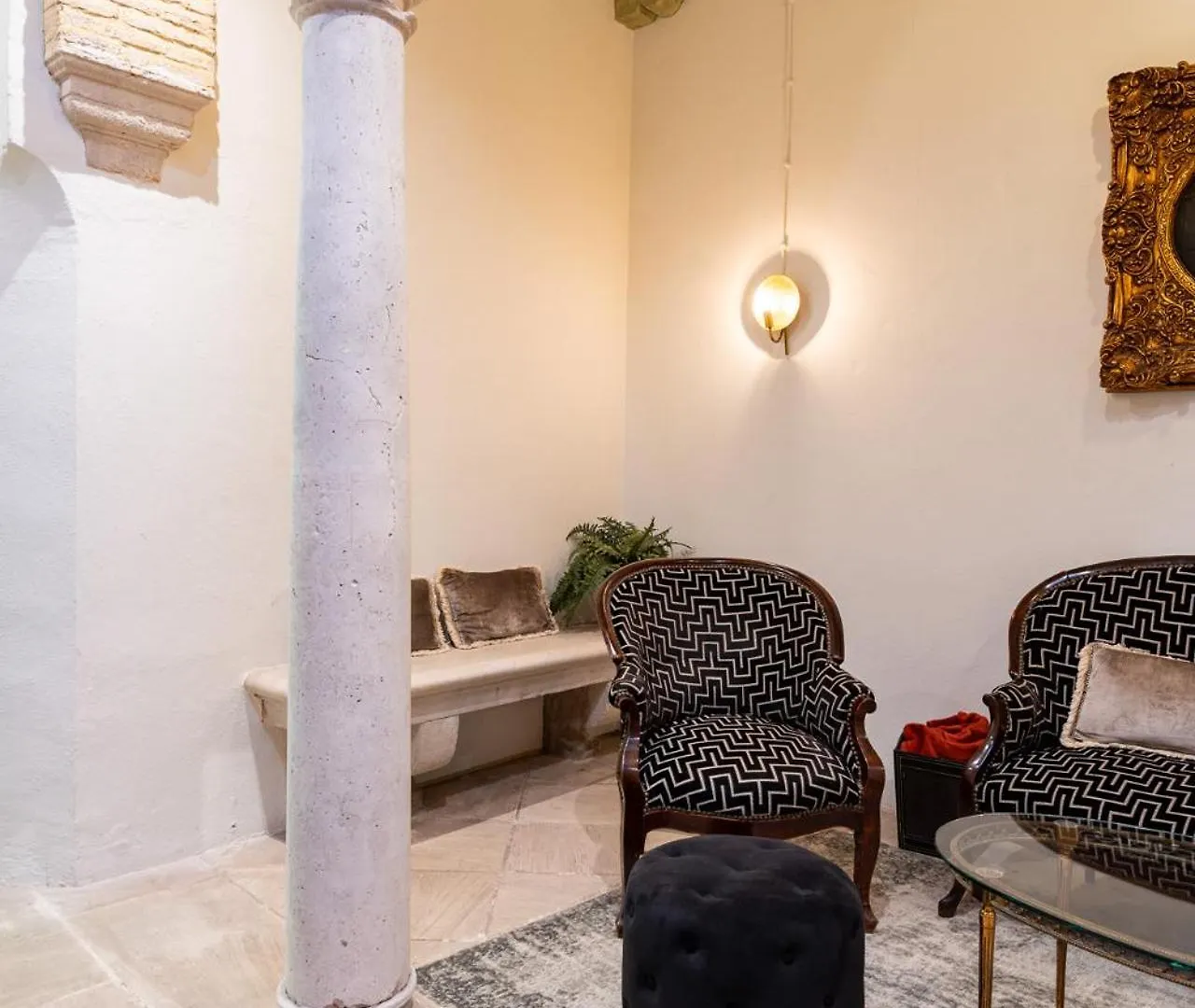 Teatro Suites Málaga Apartment