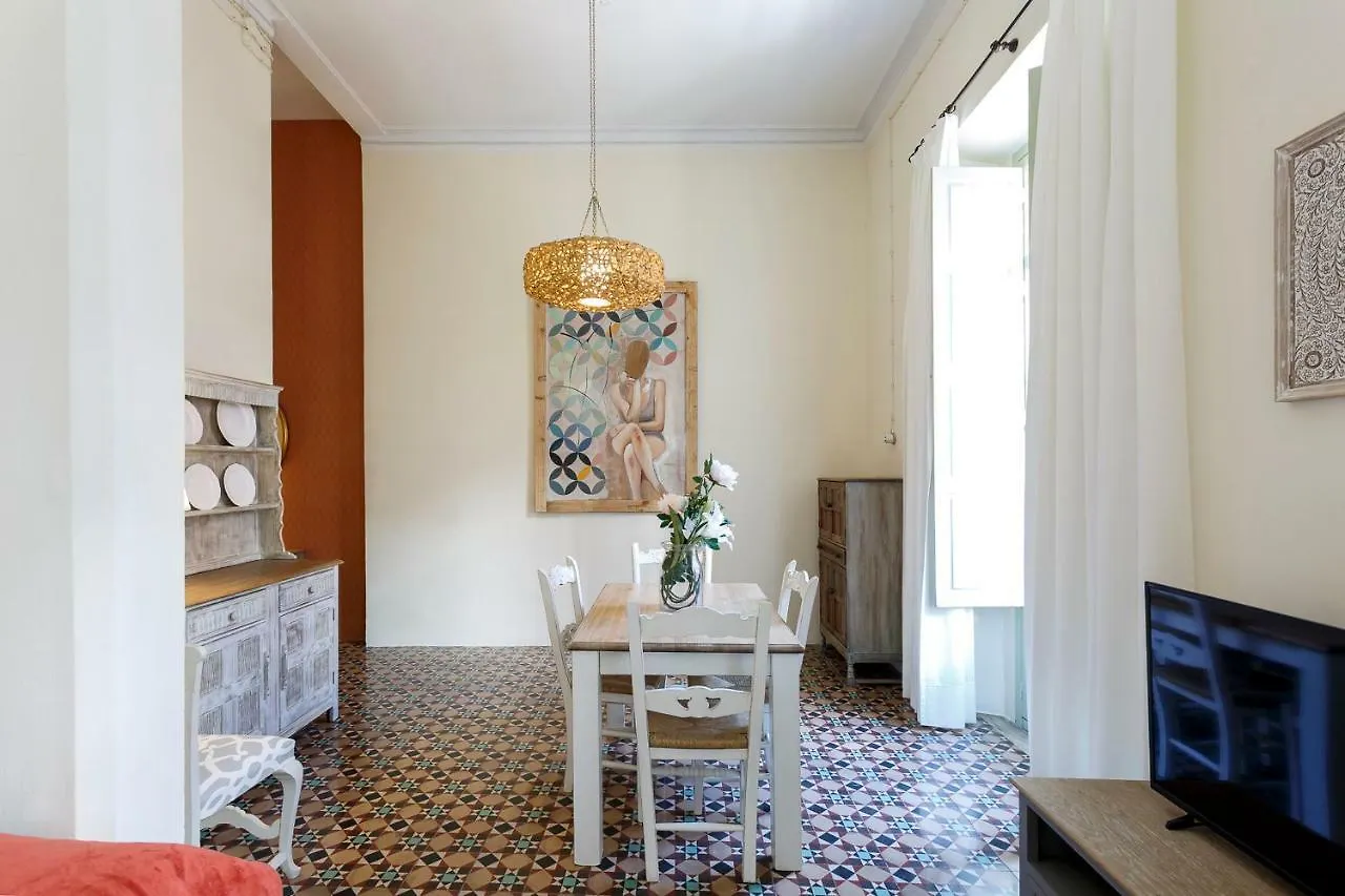 Teatro Suites Málaga Spanien